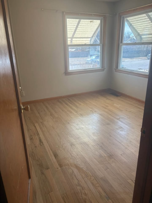 1620 E 18th St - Photo 5 of 14