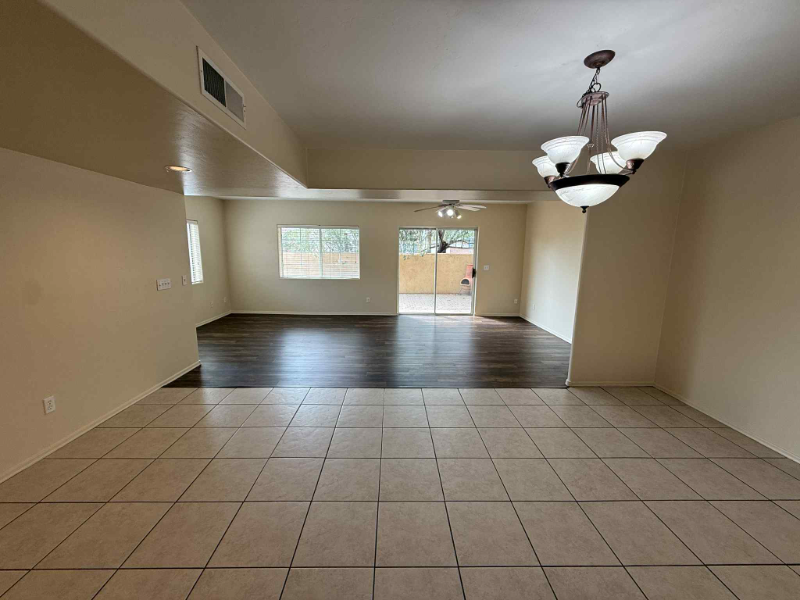 500 N Forgeus Ave #102 - Photo 4 of 20