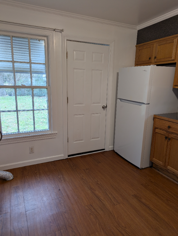 817 Modica St - Photo 5 of 8