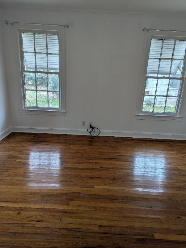 817 Modica St - Photo 7 of 8