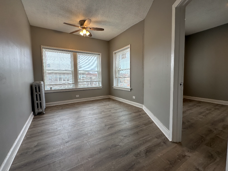 6633 S Ellis Ave #6631-3 - Photo 4 of 9