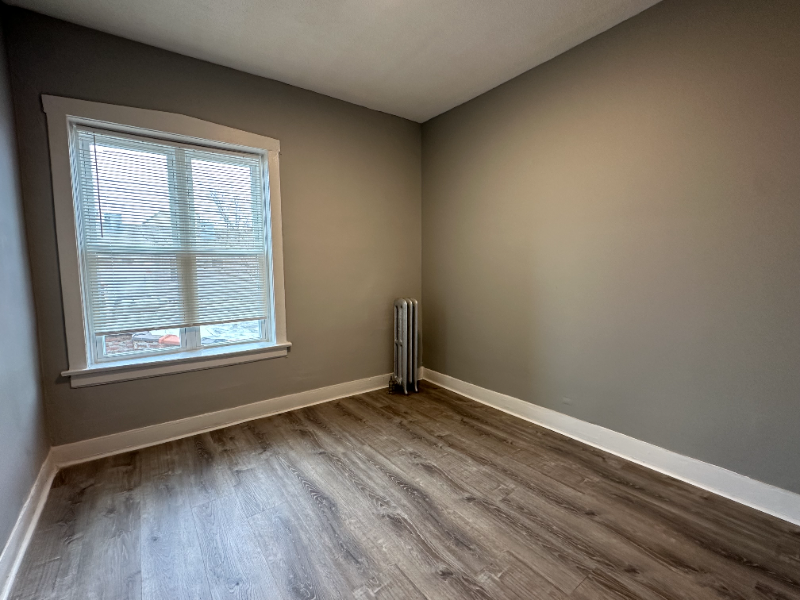 6633 S Ellis Ave #6631-3 - Photo 6 of 9