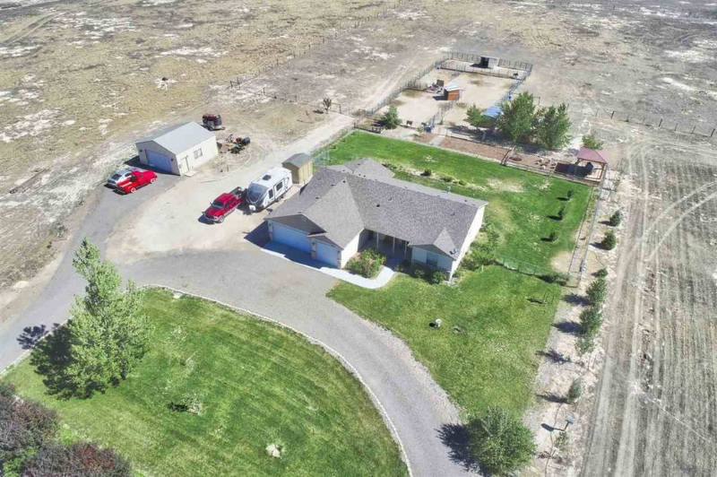 5835 Sw Ashley Ct - Photo 3 of 20