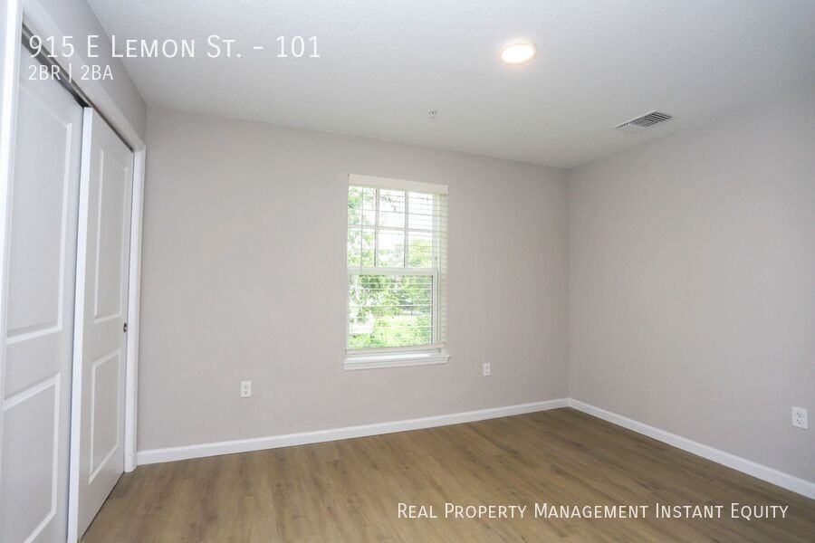 915 E Lemon St #101 - Photo 7 of 25