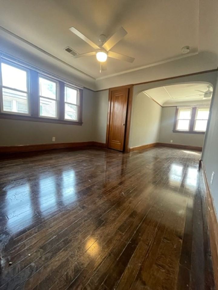 3130 N 45th St - Photo 5 of 11