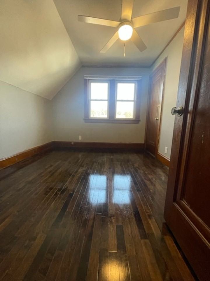 3130 N 45th St - Photo 7 of 11