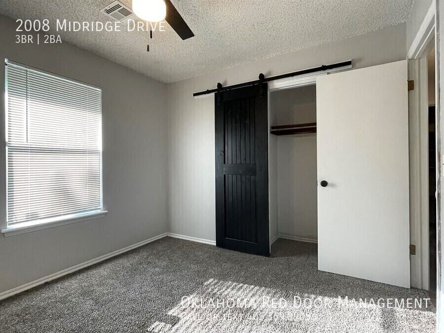 2008 Midridge Dr - Photo 5 of 22