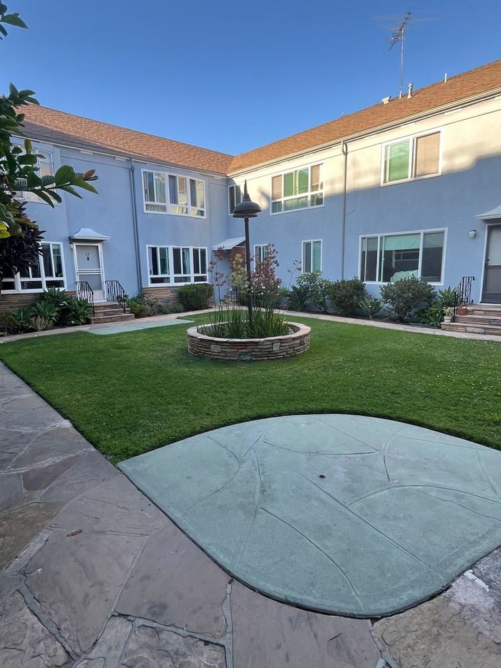 Cloverdale - 461 - Photo 3 of 7