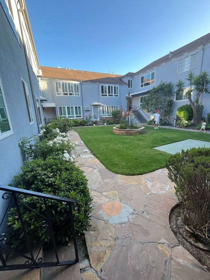 Cloverdale - 461 - Photo 5 of 7