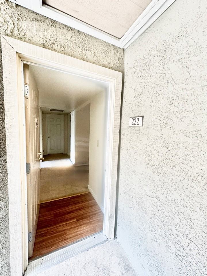 5281 River Glen Dr #222 - Photo 2 of 46