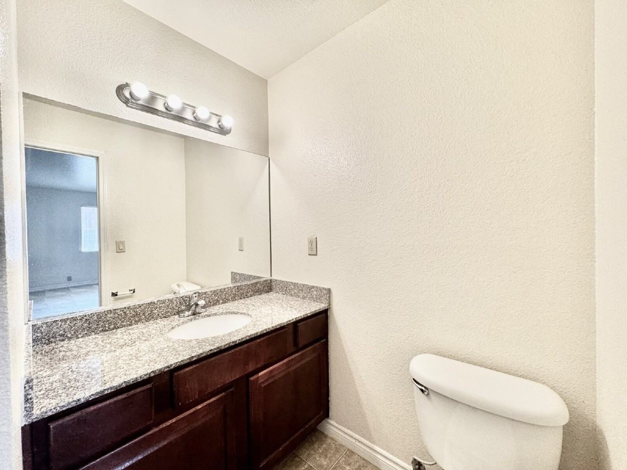 5281 River Glen Dr #222 - Photo 7 of 50