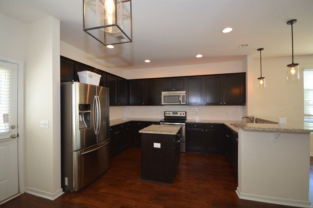 368 Southwilde Way - Photo 5 of 20