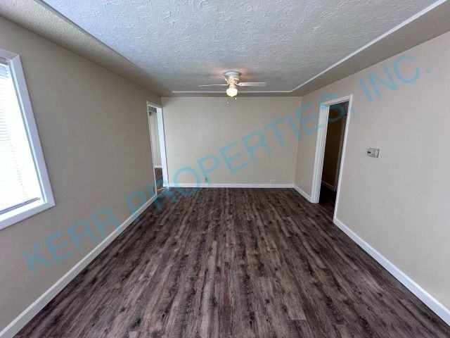 6809 Se Drew St - Photo 2 of 27