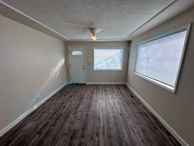 6809 Se Drew St - Photo 3 of 27