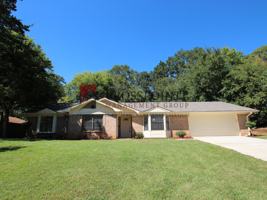 featured image of 215 Gardenview St