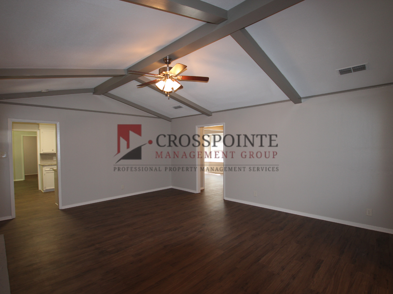 215 Gardenview St - Photo 7 of 24