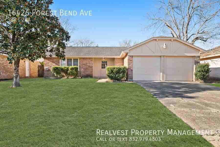 16426 Forest Bend Ave - Photo 2 of 19