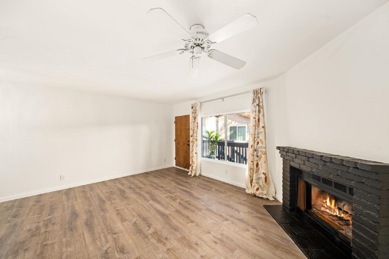 4565 Cleveland Ave #5 - Photo 7 of 17