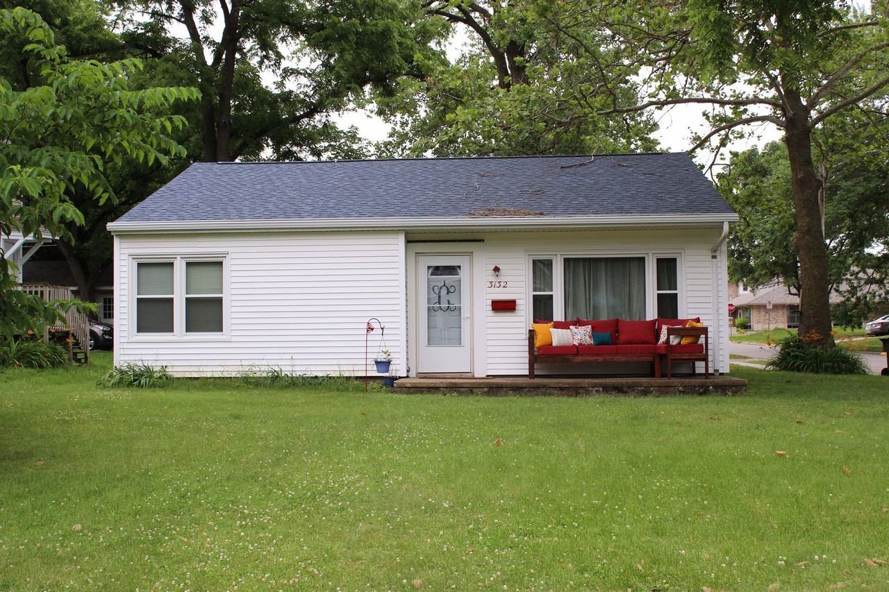 3132 Story St - Photo 4 of 18