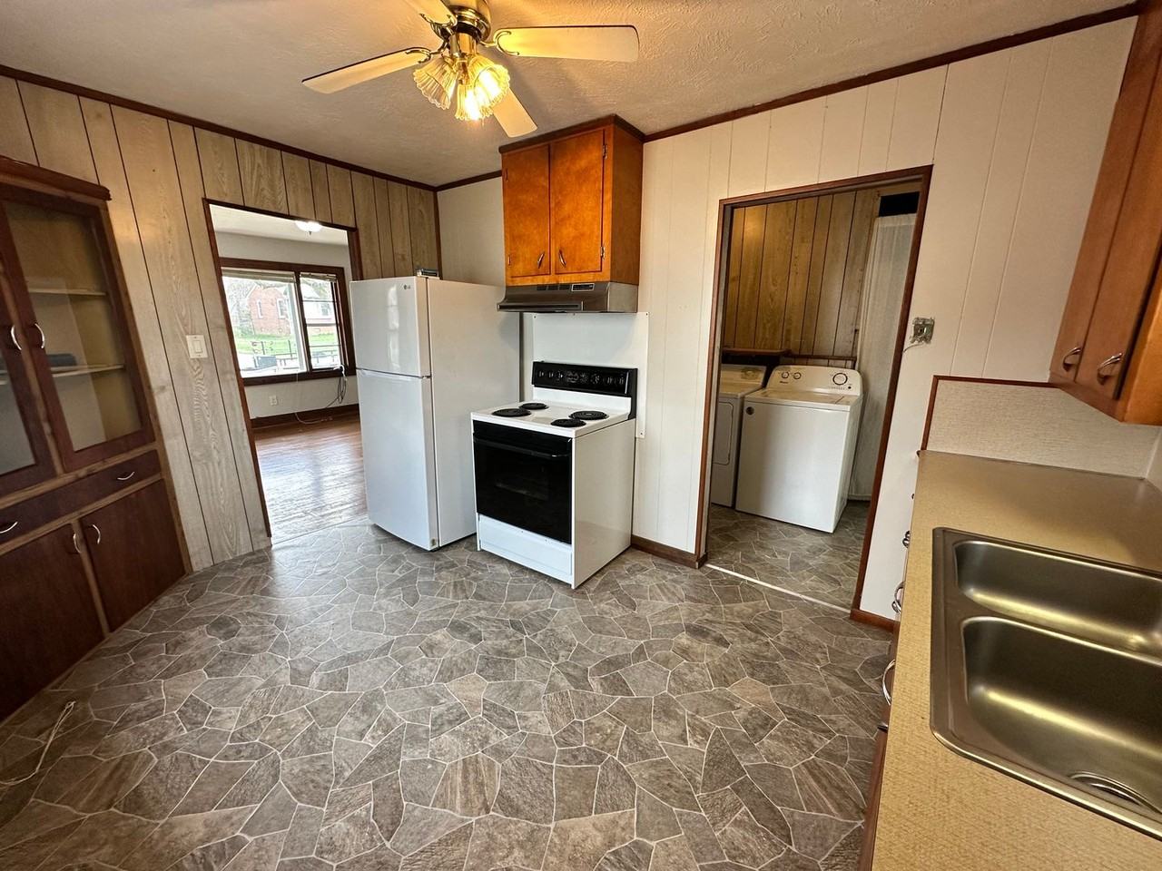 508 S 7th St - Photo 6 of 13