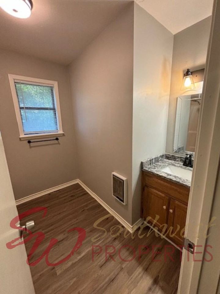 2293 W Tarleton St - Photo 7 of 12