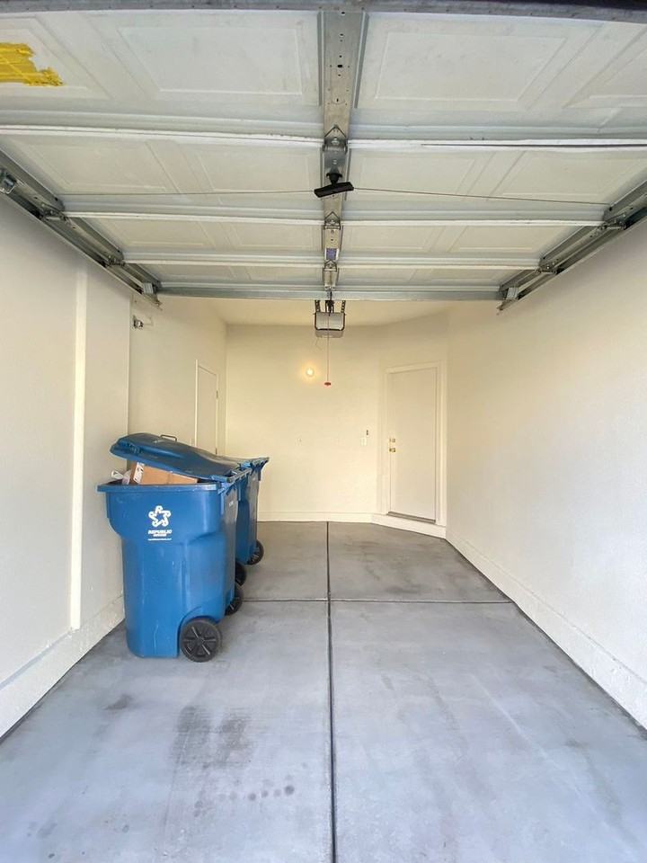 5855 Lee Fairy Ct - Photo 6 of 19