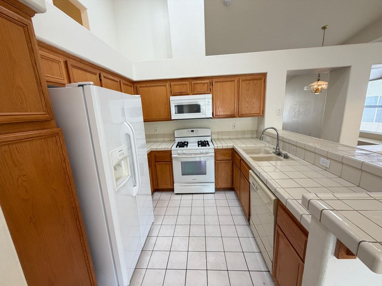 9841 Double Rock Dr - Photo 3 of 10