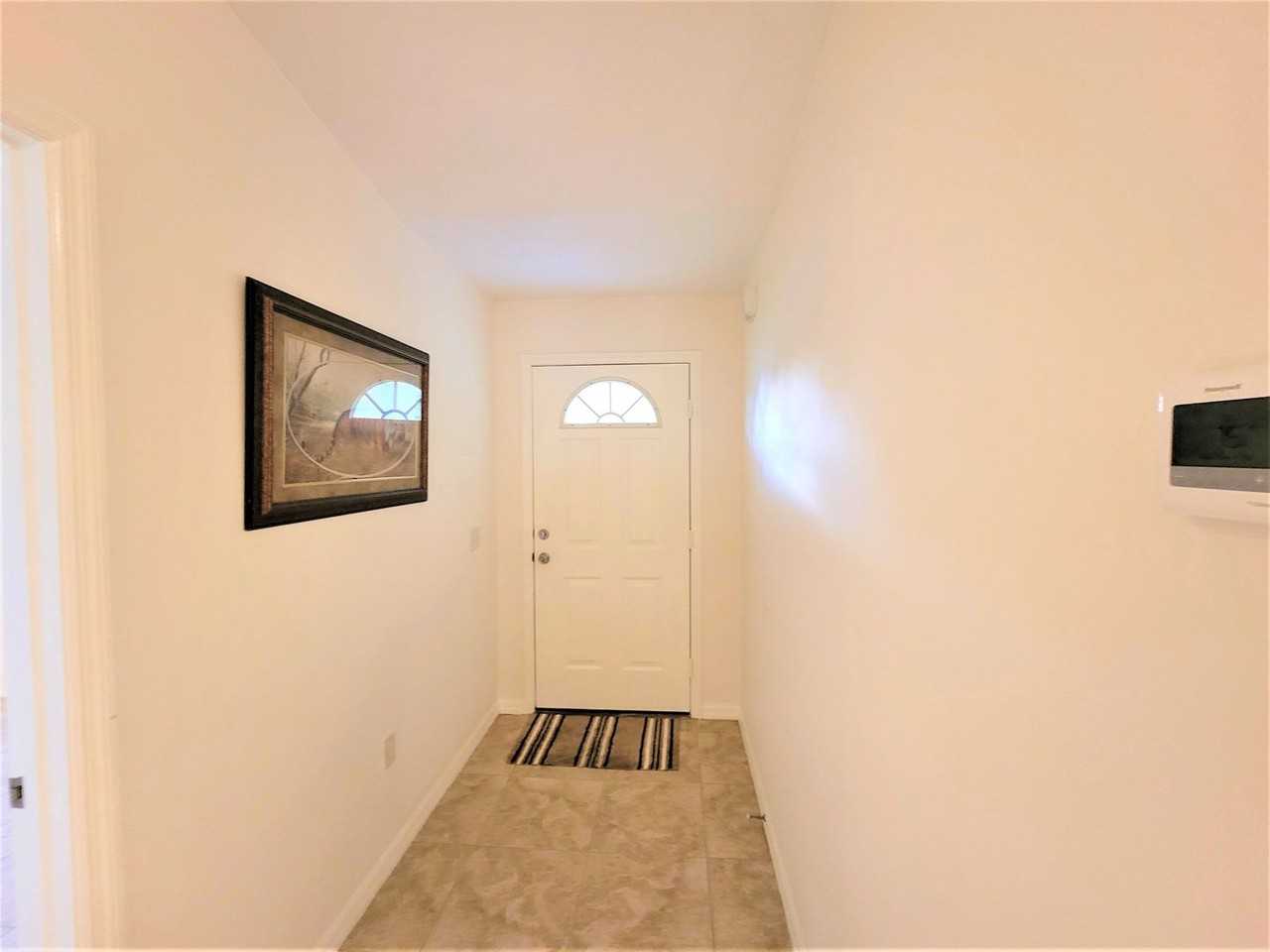 351 Del Monte Rd #B - Photo 2 of 31