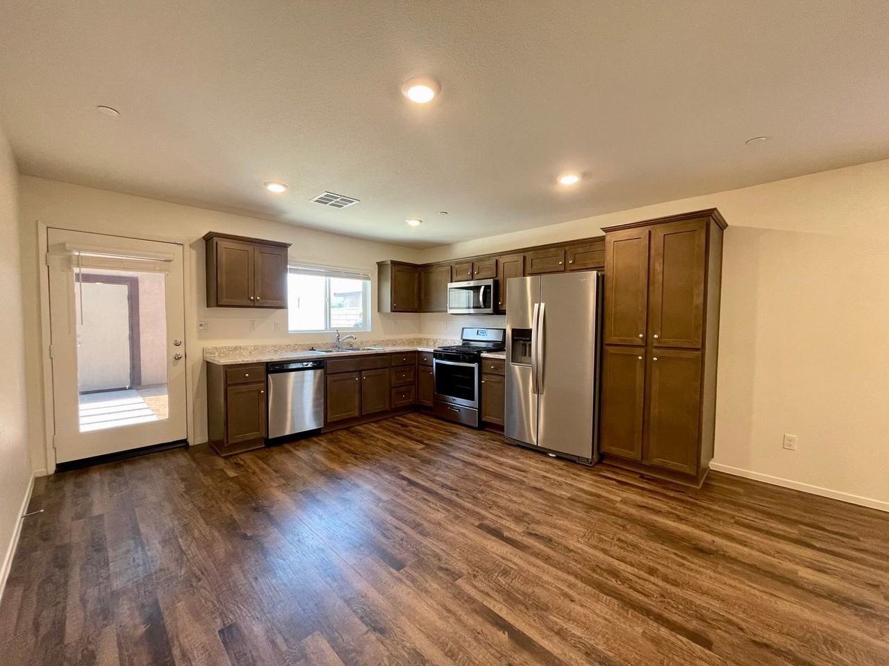 67547 Rio Plata Rd - Photo 7 of 28