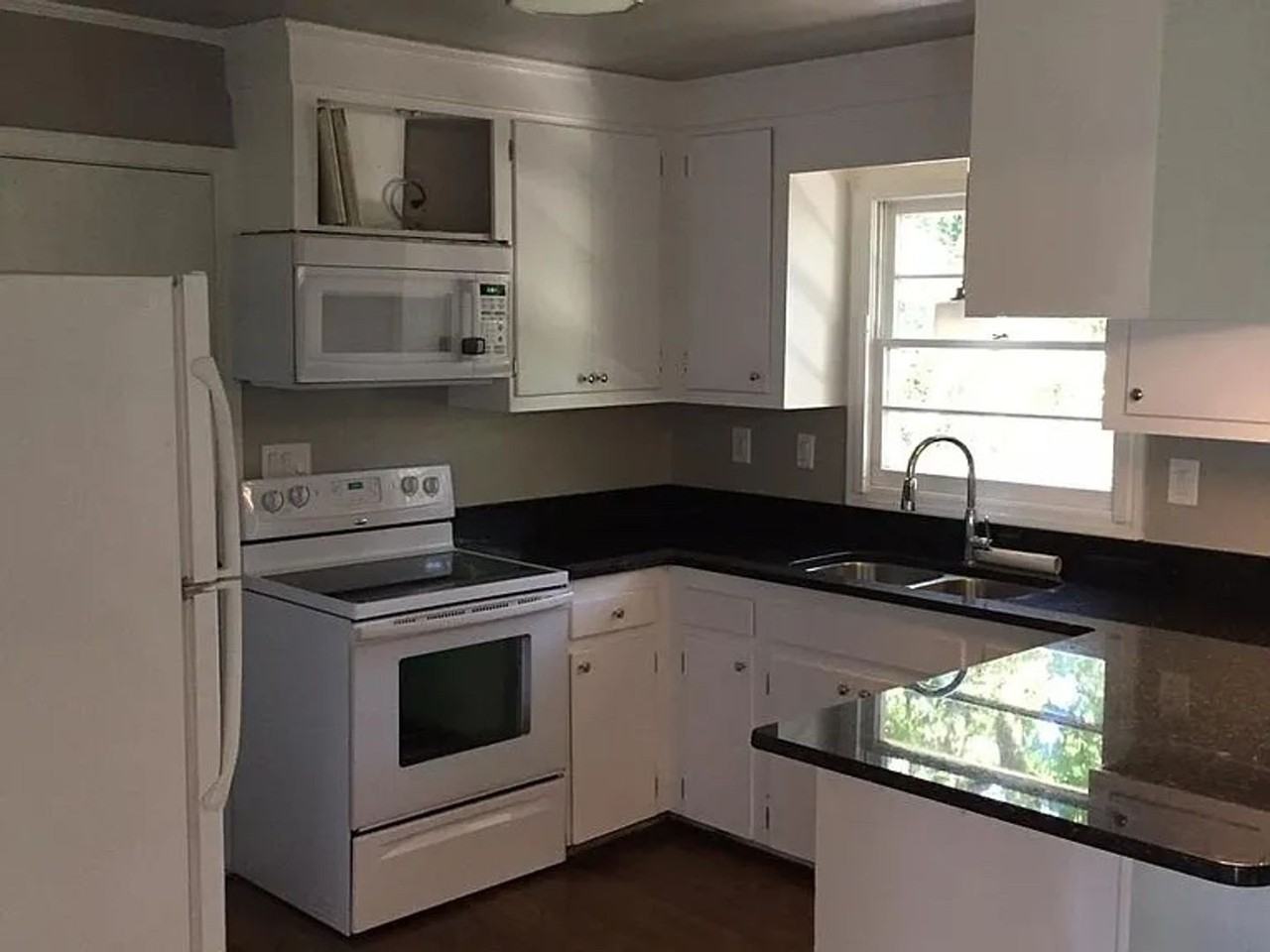 59 Boardman Rd - Photo 4 of 11