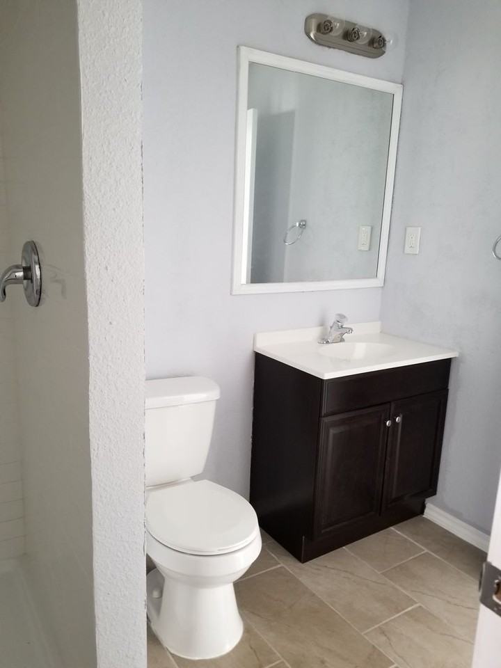 511 E Sayers Ave - Photo 7 of 19