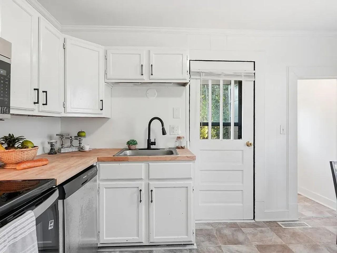 2022 Hughes Ave - Photo 5 of 14