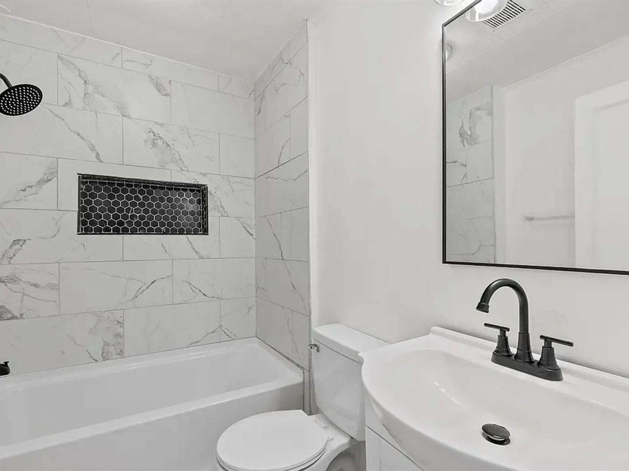 2022 Hughes Ave - Photo 7 of 14