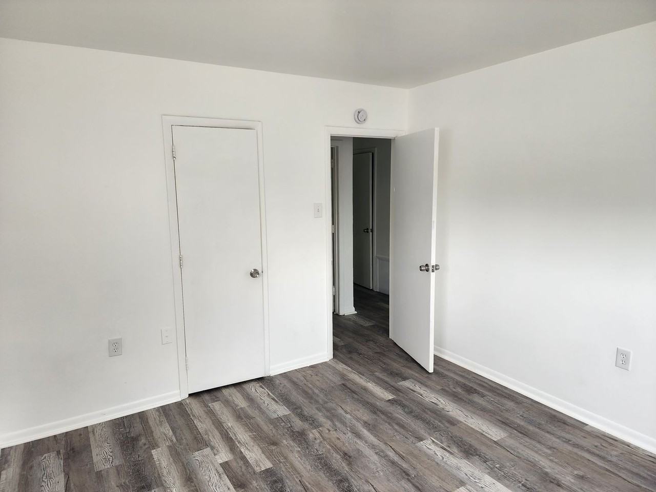 39 Simonds Dr - Photo 5 of 20