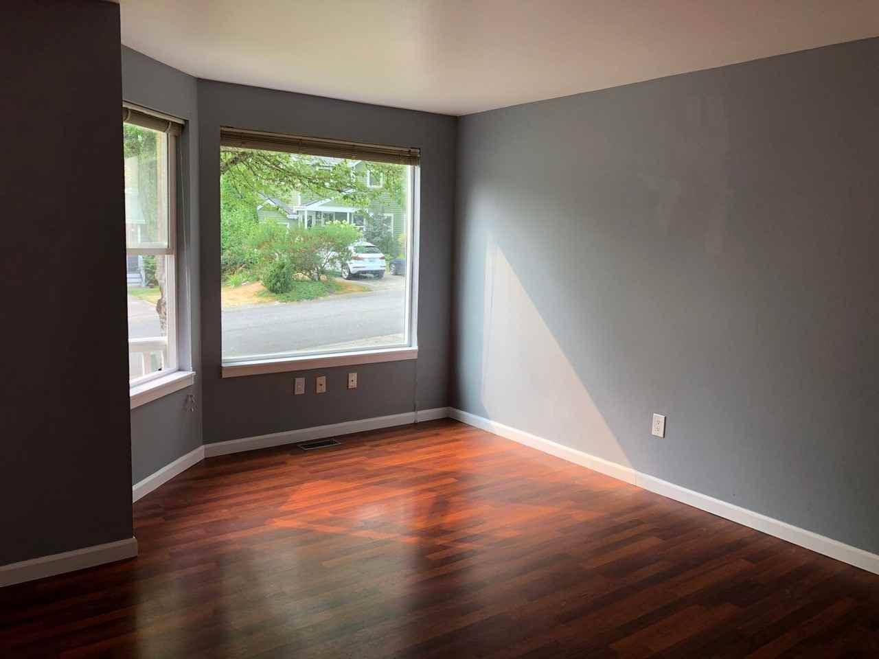 4160 244th Pl Se - Photo 4 of 9