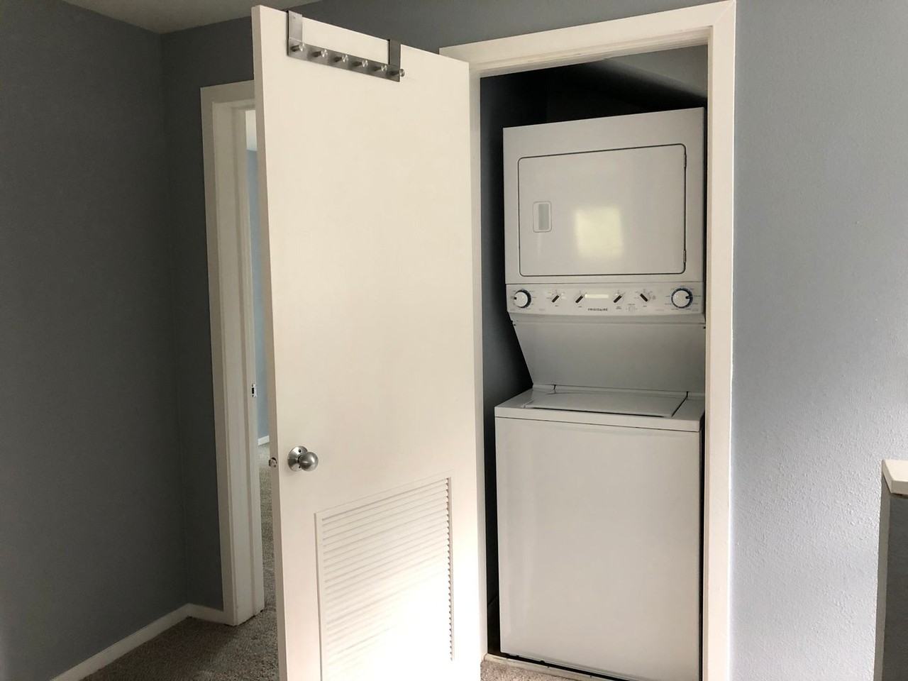 4160 244th Pl Se - Photo 6 of 9