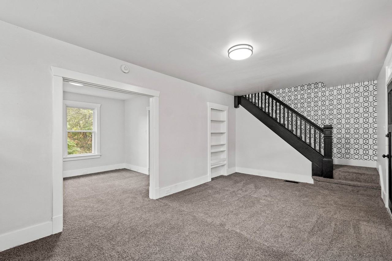 2011 Texdale St - Photo 3 of 34