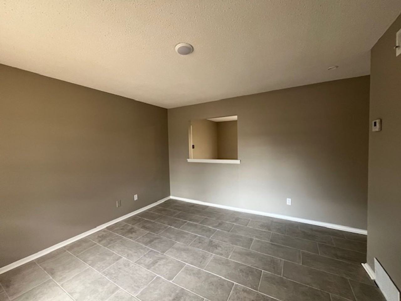 3016 Mayfair Dr - Photo 7 of 10