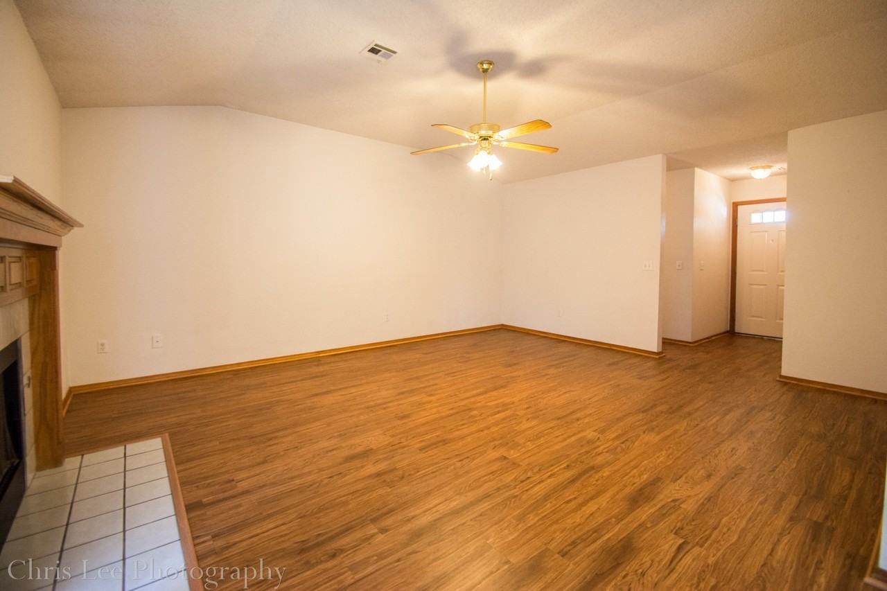 1355 N Plum Tree Dr - Photo 2 of 13