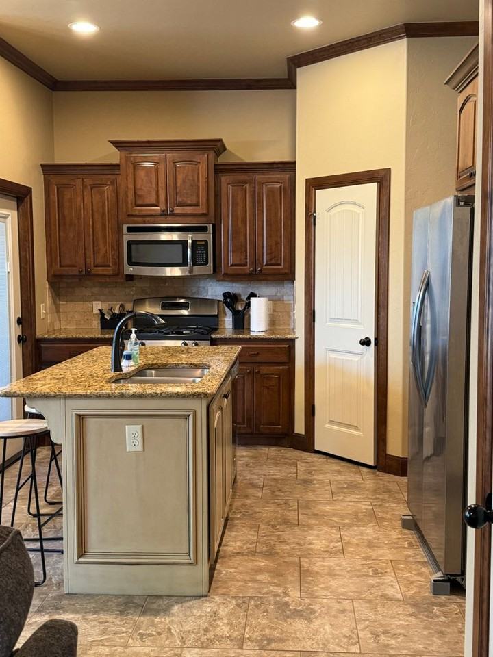 3408 Enclave Ln - Photo 7 of 23