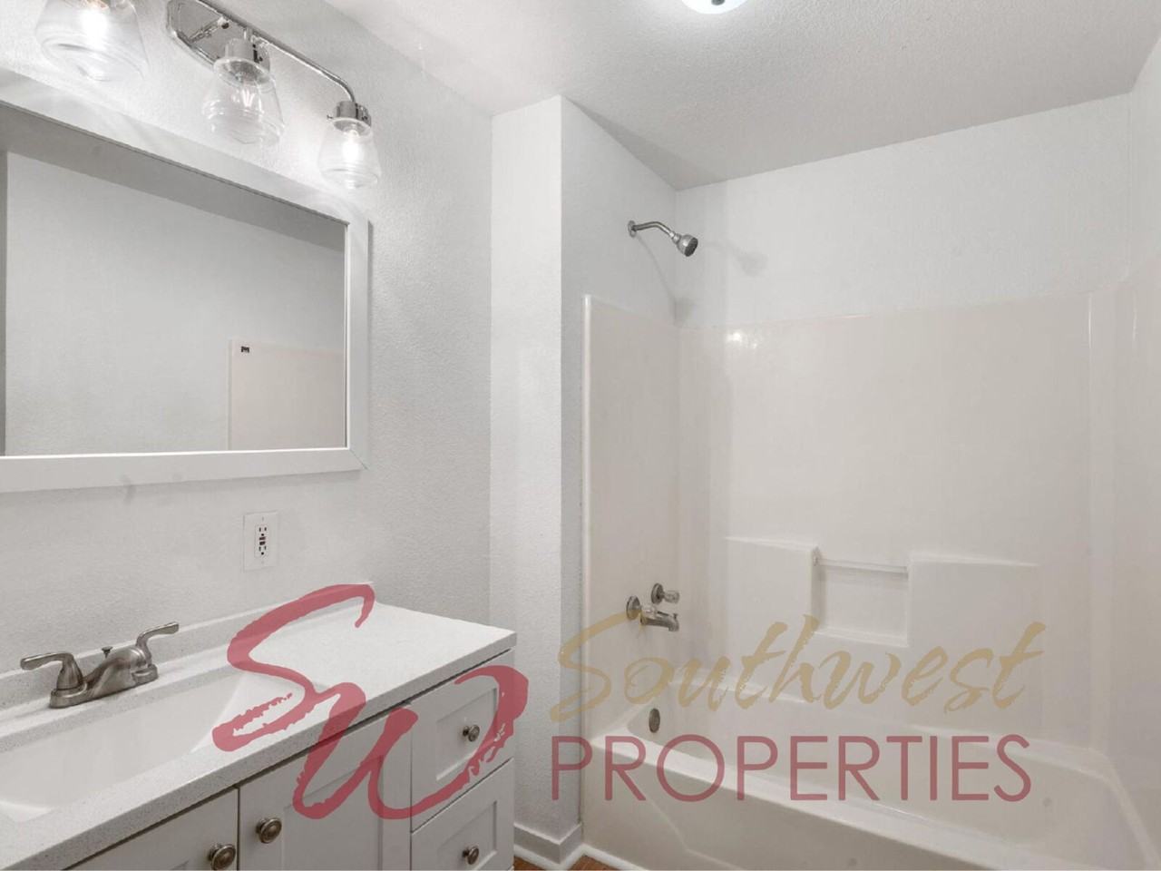 829 N Paddock St - Photo 6 of 22