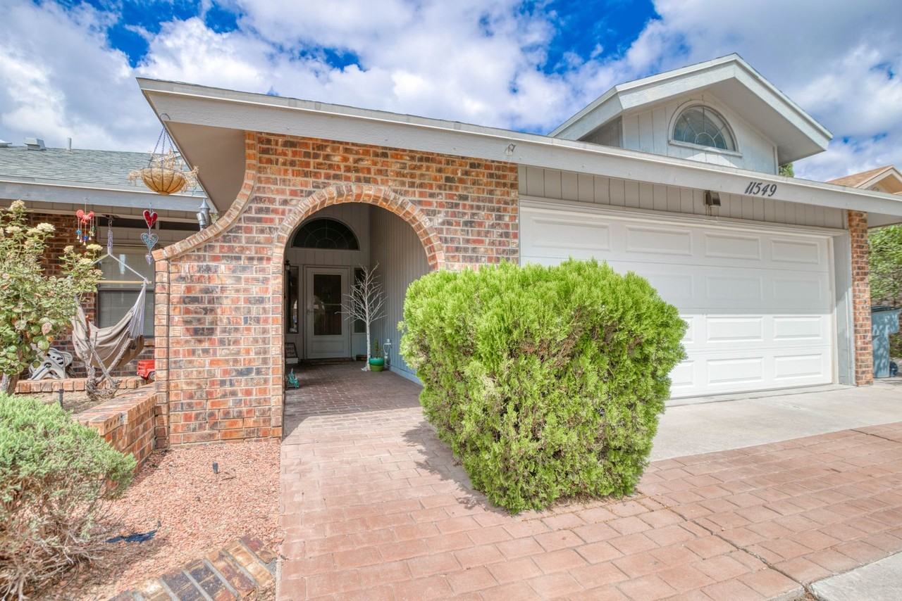 11549 James Grant Dr - Photo 4 of 32