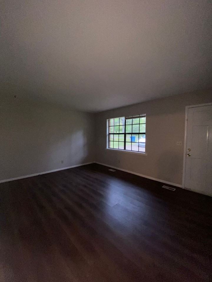 904 Carson Ln Sw - Photo 5 of 10