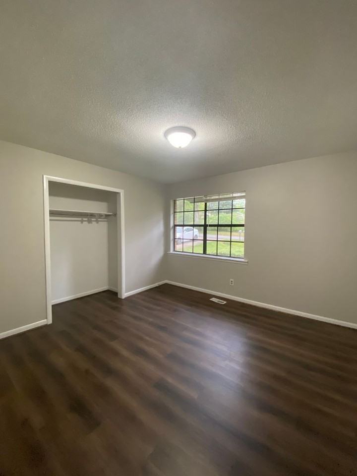 904 Carson Ln Sw - Photo 6 of 10