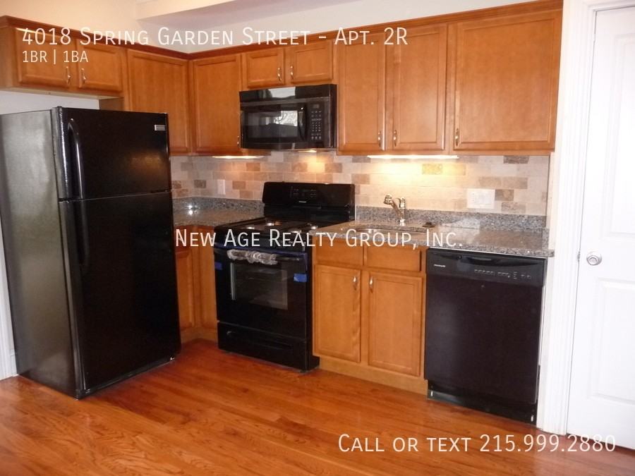4018 Spring Garden St #2R - Photo 2 of 8