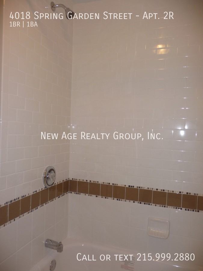 4018 Spring Garden St #2R - Photo 5 of 8