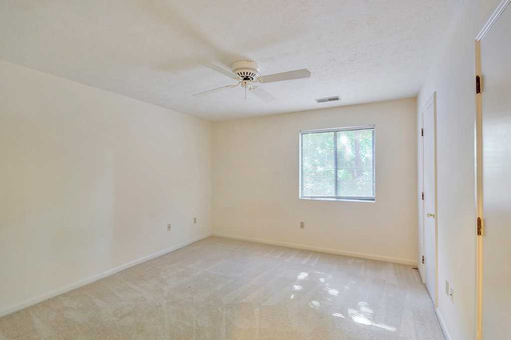 134 Turtle Creek Rd - Photo 7 of 25