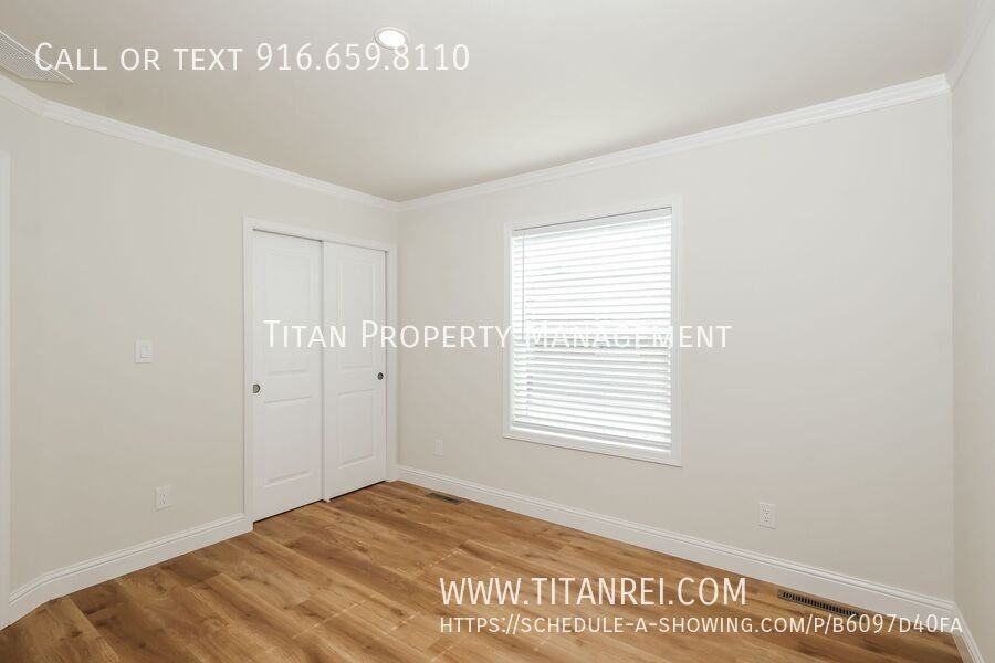 313 Vandenberg Cir #A - Photo 7 of 14