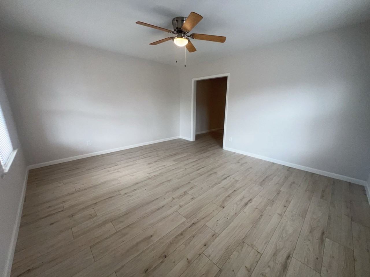 1006 Studewood St - Photo 3 of 15