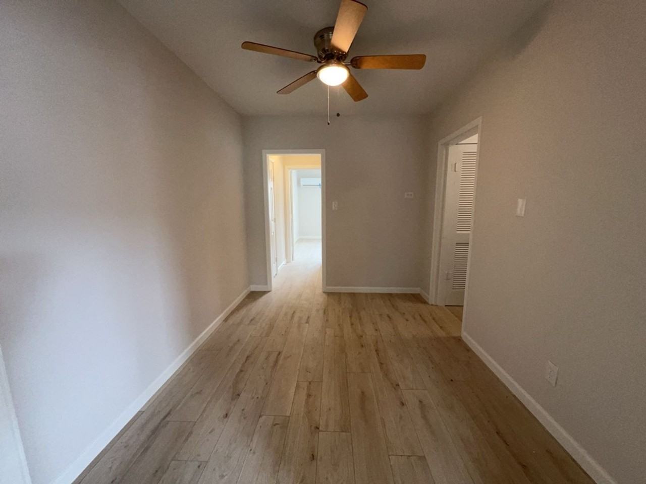 1006 Studewood St - Photo 7 of 15